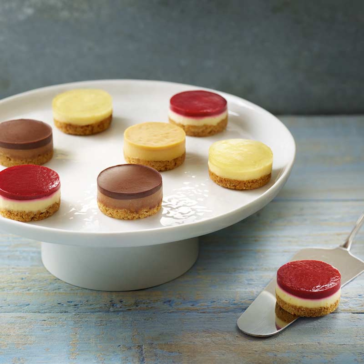 Mini Assorted Cheesecakes - Image 2
