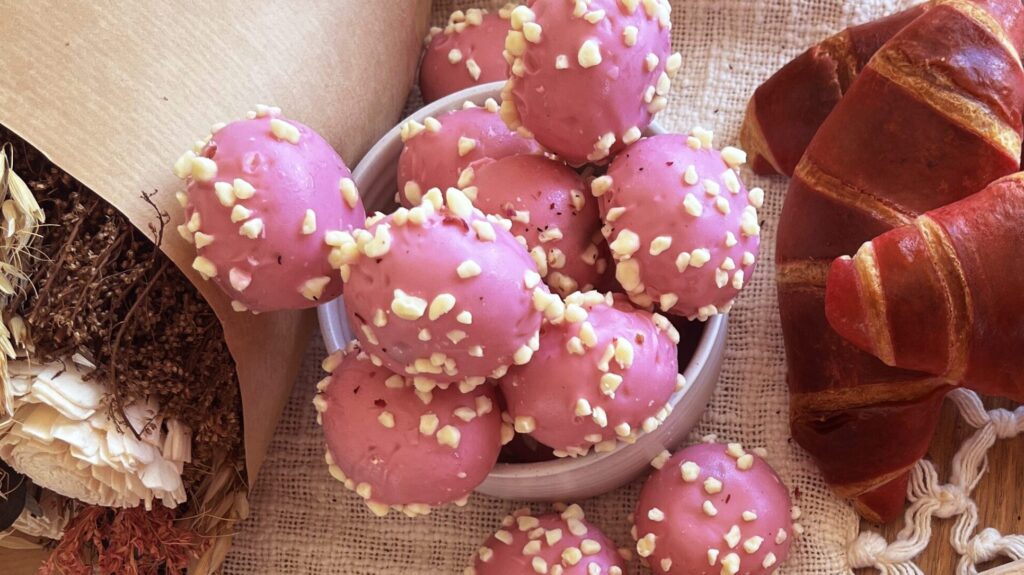 POp Dots e1746503172603 - Emma-Jane's
